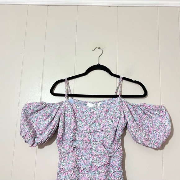 ASTR the Label Rushed Off Shoulder Blue Pink Ditsy Mini Floral Dress Size S - Picture 3 of 9